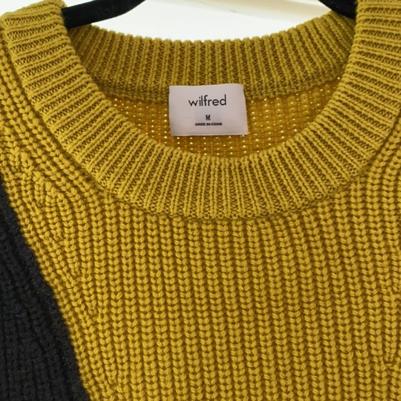 Aritzia, Wilfred 100% wool sweater-M - Picture 2 of 2